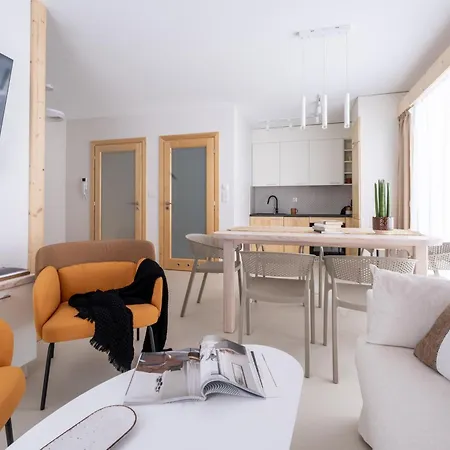 Apartment Aziza