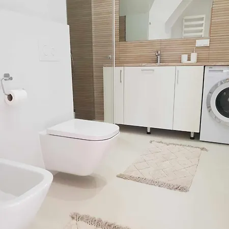 Apartment Aziza *